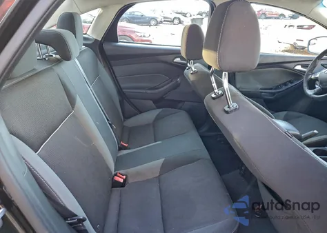 2012 Ford Focus Se z USA, uszkodzony, nr VIN 1FAHP3F29CL308267